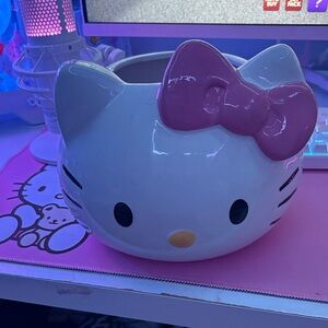Hello Kitty White and Pink Ceramic Planter